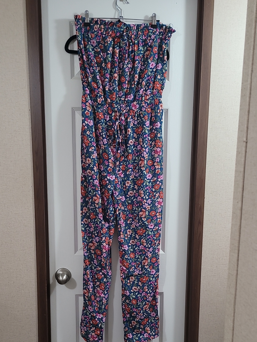 BlueVelvet Floral Strapless Jumpsuit in Navy with Pink & Orange Flowers